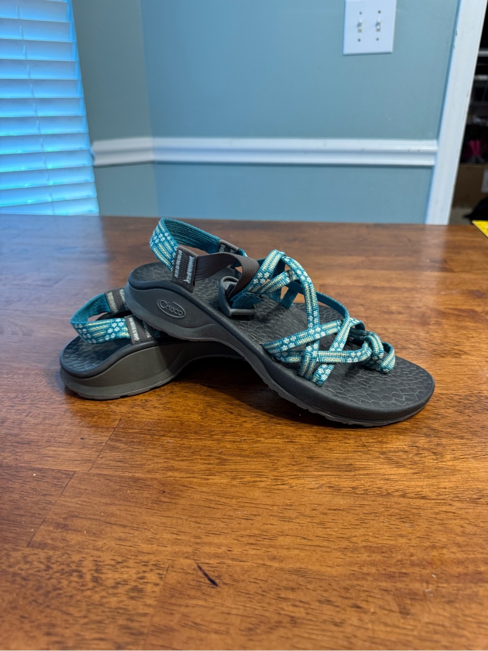 Chaco Z Cloud X2 Sandals Women's Size 8 Blue Tan Adjustable Straps Comfort